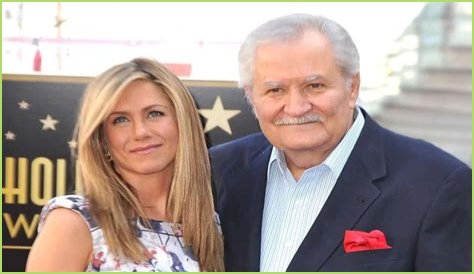 Jennifer Aniston Shares The Cutest Throwback Pic Of Her As A Child