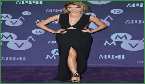 Sarah Hyland Bra Size, Age, Weight, Height, Measurements